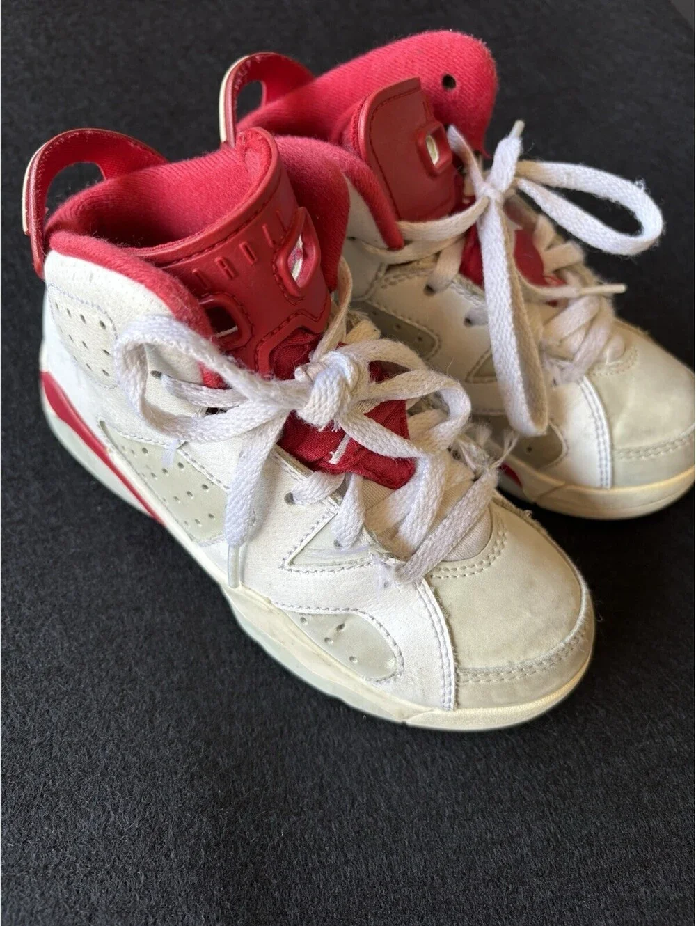Nike Air Jordan 6 Retro Kids Boys Size 11C